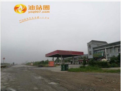 79125安徽芜湖省道面积3000多，加油机4台，营业额2万多，汽油1万多，目前修理，出租80万5年交！工业区附近！ 一手信息，本地老板会员免费！
