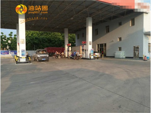 79159 福建漳州省道加油站出售，证件齐全，面积5亩多，加油机4台，具体面议详谈！2017年最新加油站一手信息，本地老板会员免费！