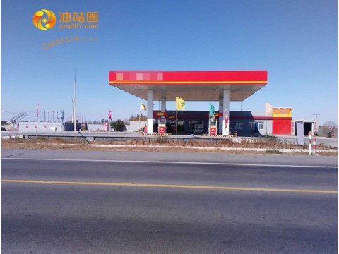79183辽宁沈阳国道旁边加油站急转租，合同还有4年，到期可续签，面积3000平方米，加油机4台8枪，手续齐全，营业额10万，租金230万 ，联系电话13889196435周