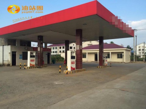 71092 湖南省浏阳市县加油站出售，面积1300平方米，加油机4台，手续齐全，营业额2万左右，周边有两个矿山，报价600万。 2017最新加油站一手信息，本地老板会员免费！www.yzq007.co