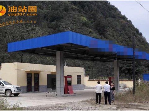 710917陕西商洛市乡镇独家加油站出售，附近3个政通往省会唯一国道，附近5A景区，矿山！面积2.3亩，加油机2台出售报价450万！人口2万多人！出租面议！一手信息，本地老板会员免费！www.yzq0
