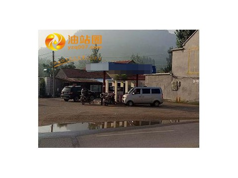 711022 山东临沂某乡村加油站出租出售，面积3000多平，加油机3台4枪，4个罐，营业额8千多，汽油多，路边车多，老站装修下营业额可达2万左右，92价格5.58，95价格6.58，柴油价格5.58